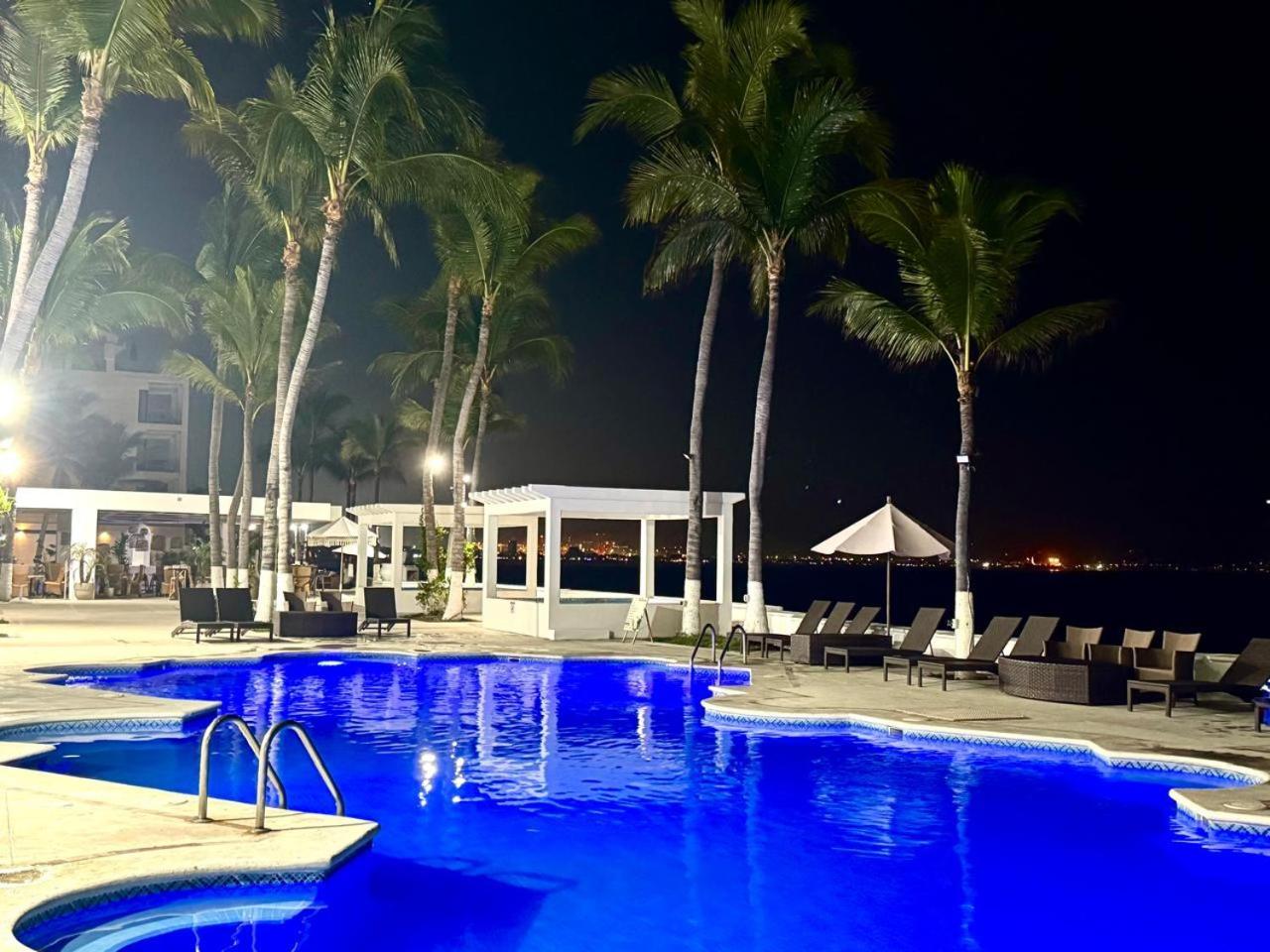 Espectacular Apto A Pie De Playa Con Vista Al Mar Manzanillo Bagian luar foto